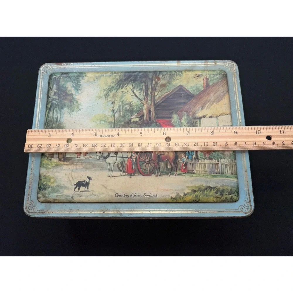 Vintage MILADY Toffee Tin Waller‎ & Hartley Ltd MADE in ENGLAND Hinged Lid 9.5x7